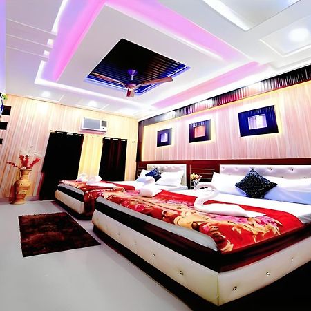 Taj Square A Luxurious Family Homestay Agra  Zewnętrze zdjęcie